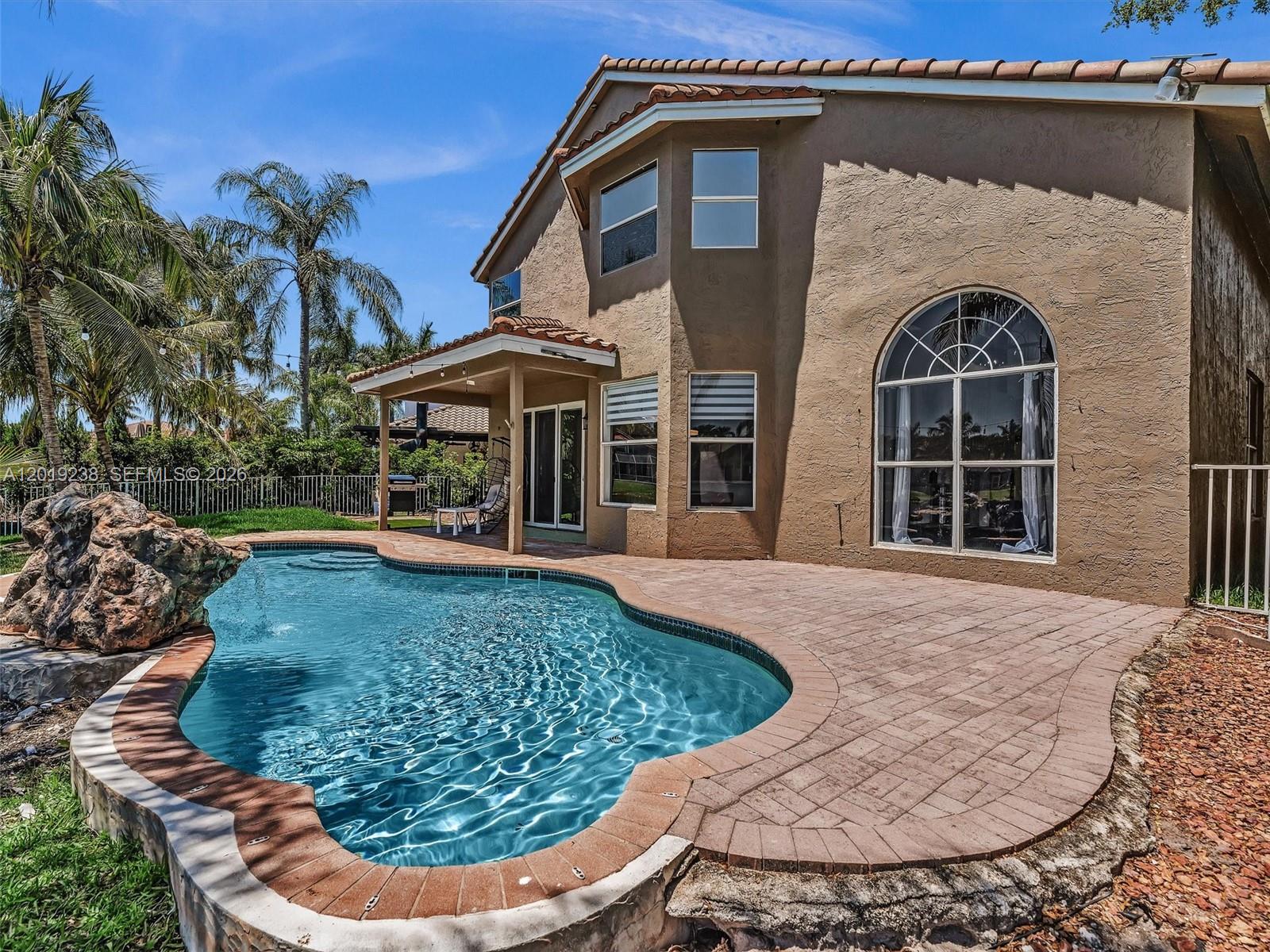 18442 NW 12th St, Pembroke Pines FL 33029