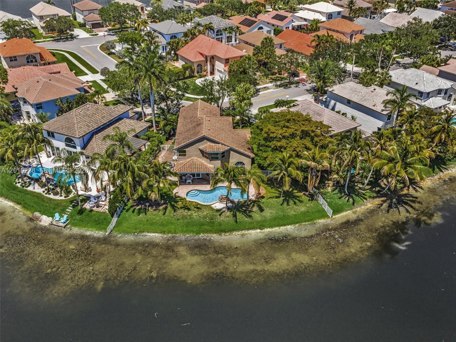 18442 NW 12th St, Pembroke Pines FL 33029