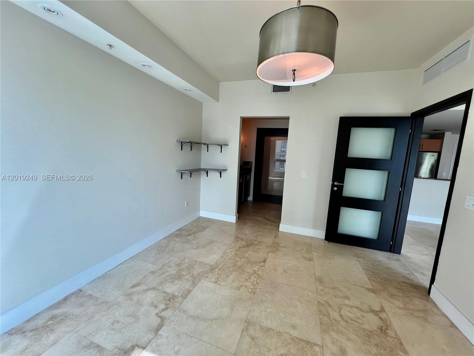 300 S Biscayne Blvd #2606, Miami FL 33131