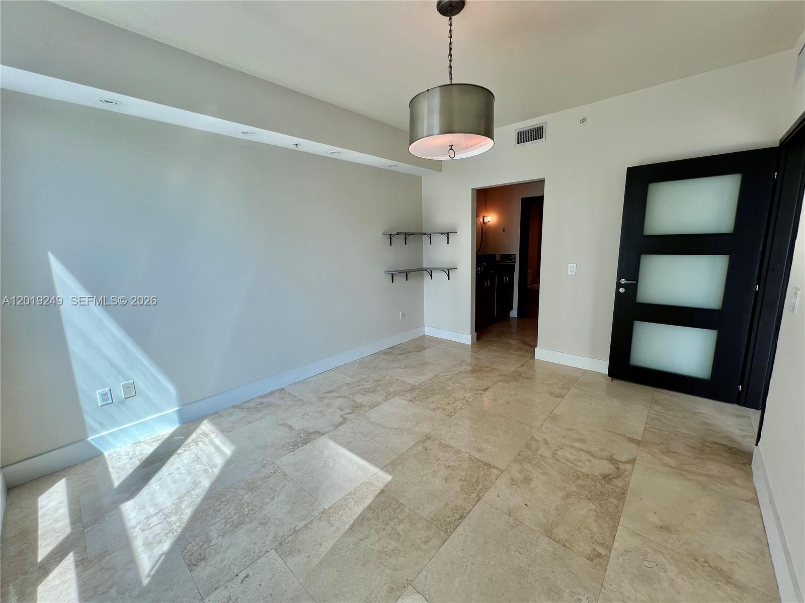 300 S Biscayne Blvd #2606, Miami FL 33131