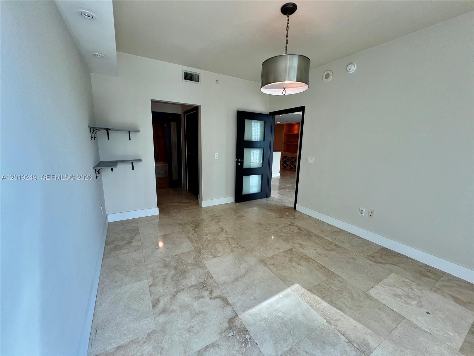 300 S Biscayne Blvd #2606, Miami FL 33131