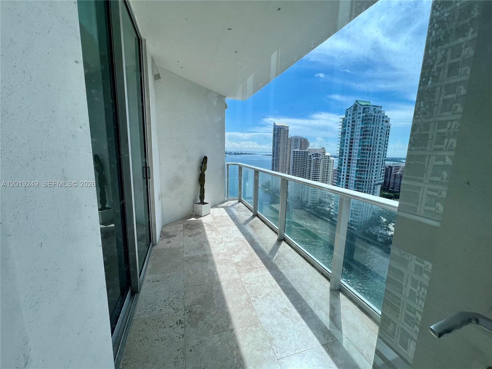 300 S Biscayne Blvd #2606, Miami FL 33131