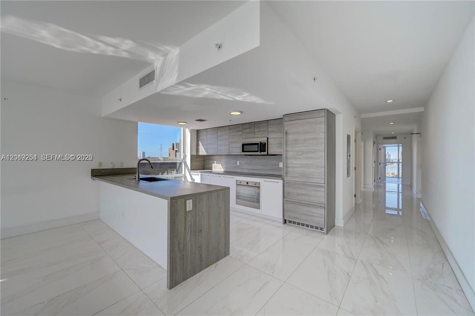 400 Sunny Isles Blvd #801, Sunny Isles Beach FL 33160
