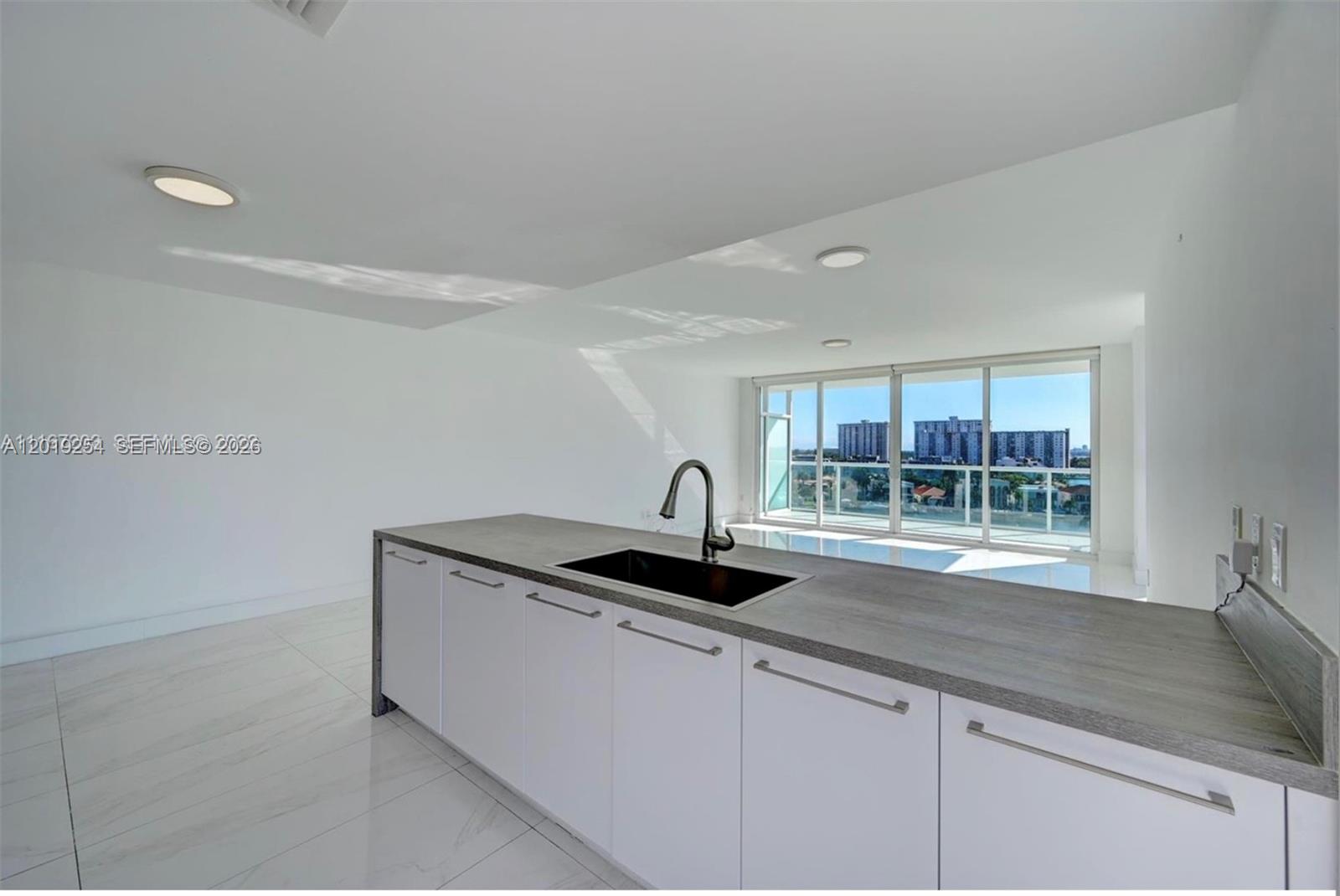 400 Sunny Isles Blvd #801, Sunny Isles Beach FL 33160