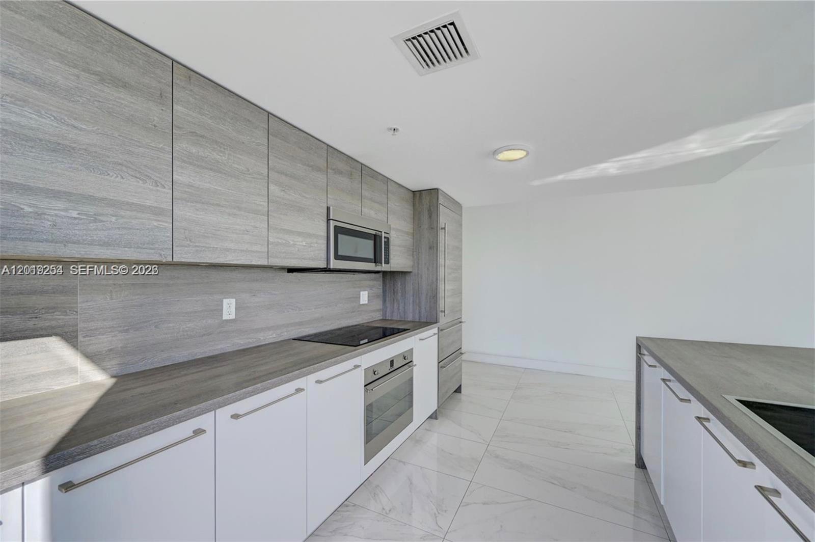 400 Sunny Isles Blvd #801, Sunny Isles Beach FL 33160