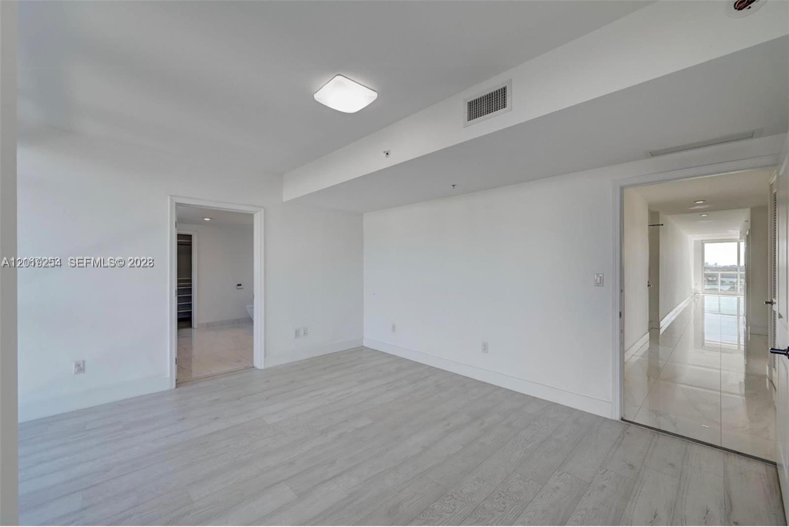 400 Sunny Isles Blvd #801, Sunny Isles Beach FL 33160