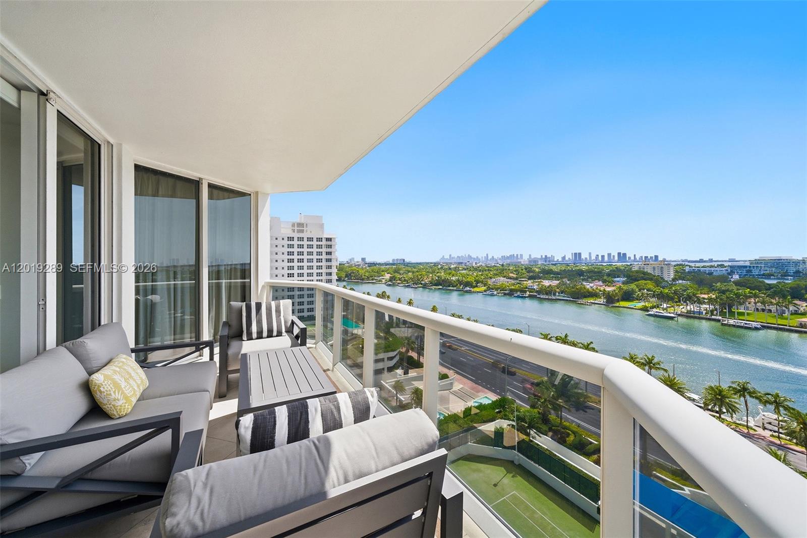 4779 Collins Ave #1206, Miami Beach FL 33140
