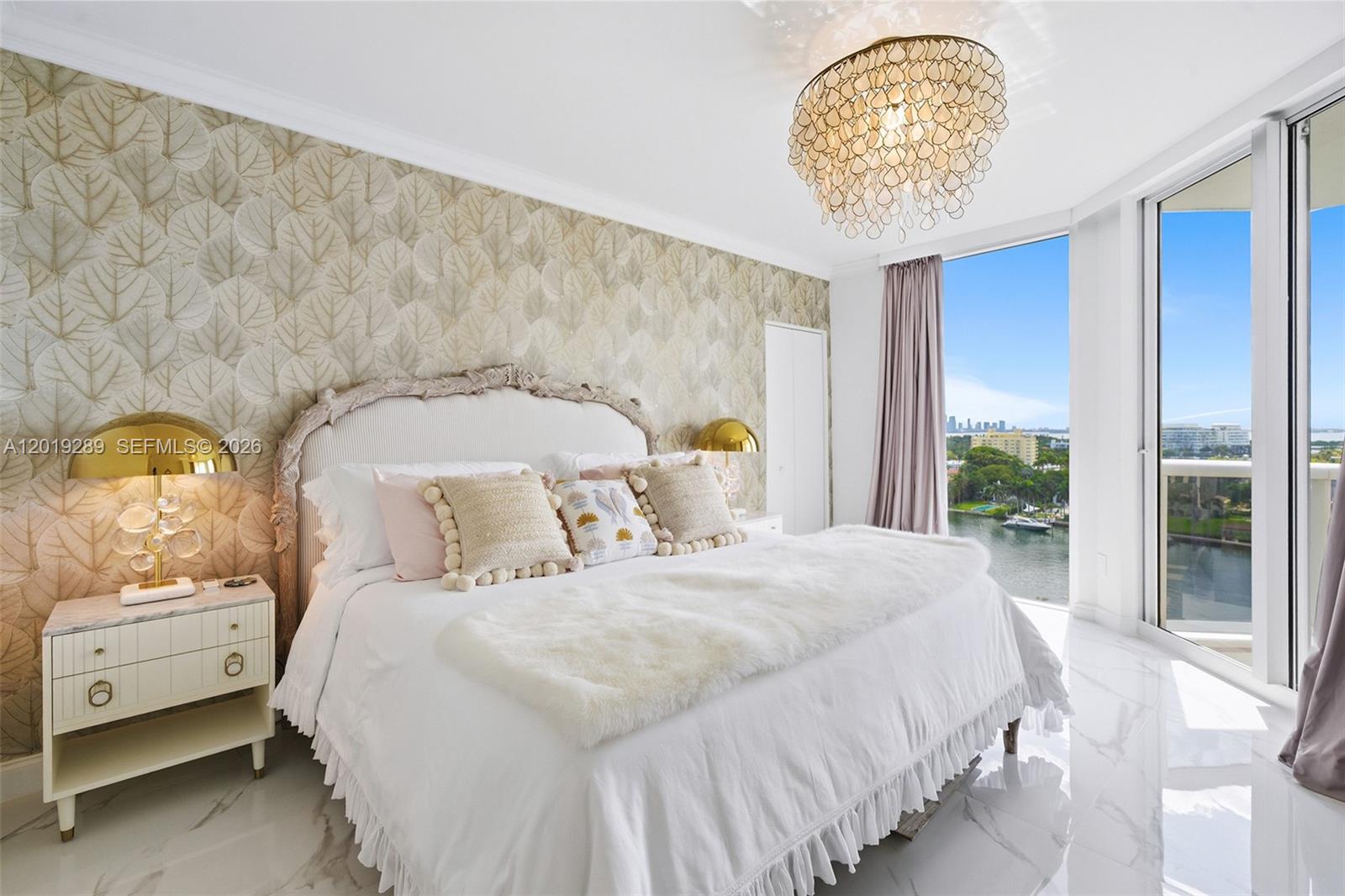 4779 Collins Ave #1206, Miami Beach FL 33140