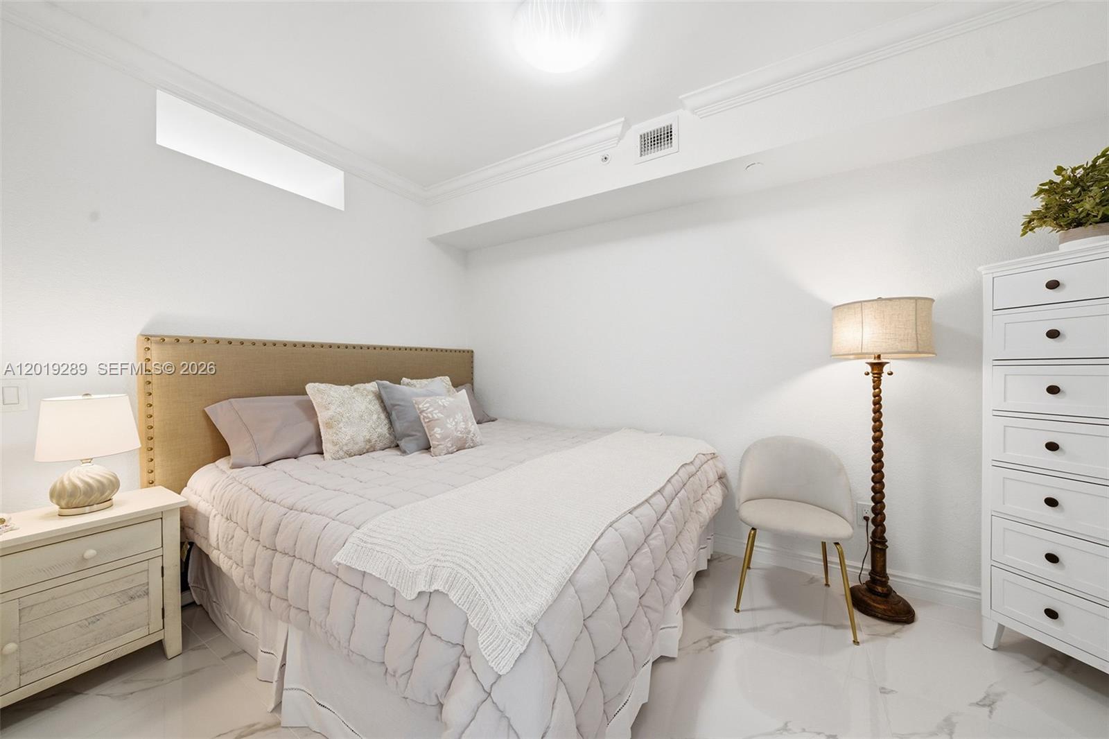 4779 Collins Ave #1206, Miami Beach FL 33140