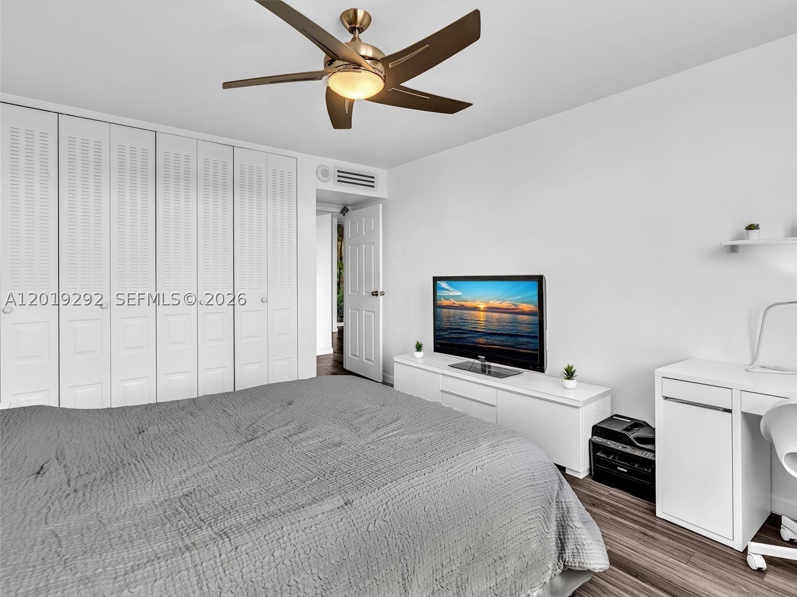 2450 NE 135th St #201, North Miami FL 33181