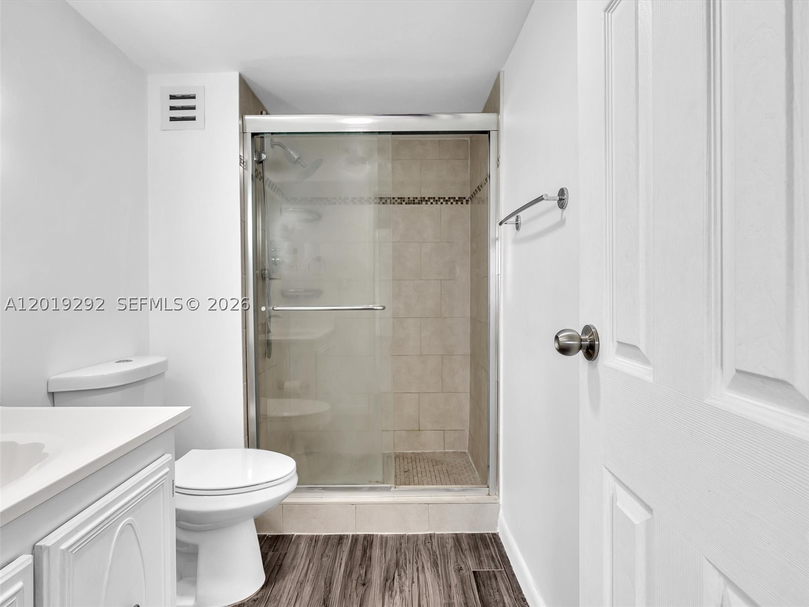2450 NE 135th St #201, North Miami FL 33181