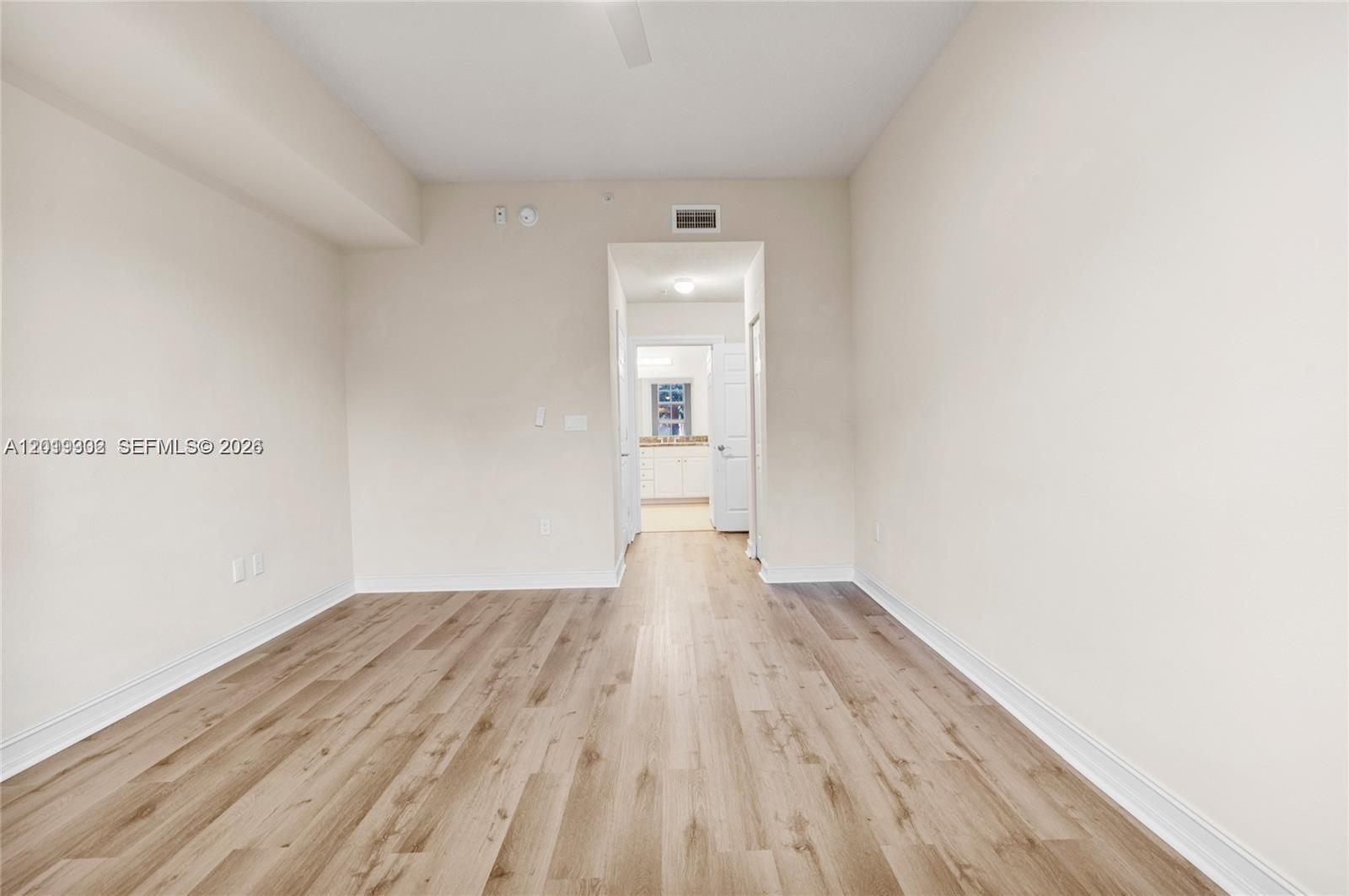 3001 NE 185th St #219, Aventura FL 33180