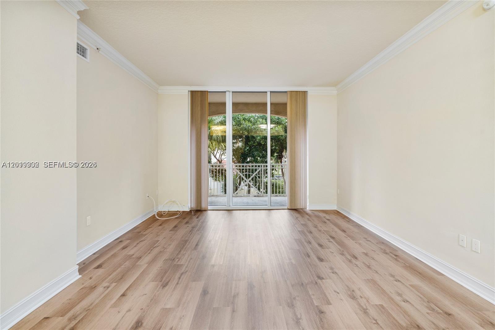 3001 NE 185th St #219, Aventura FL 33180