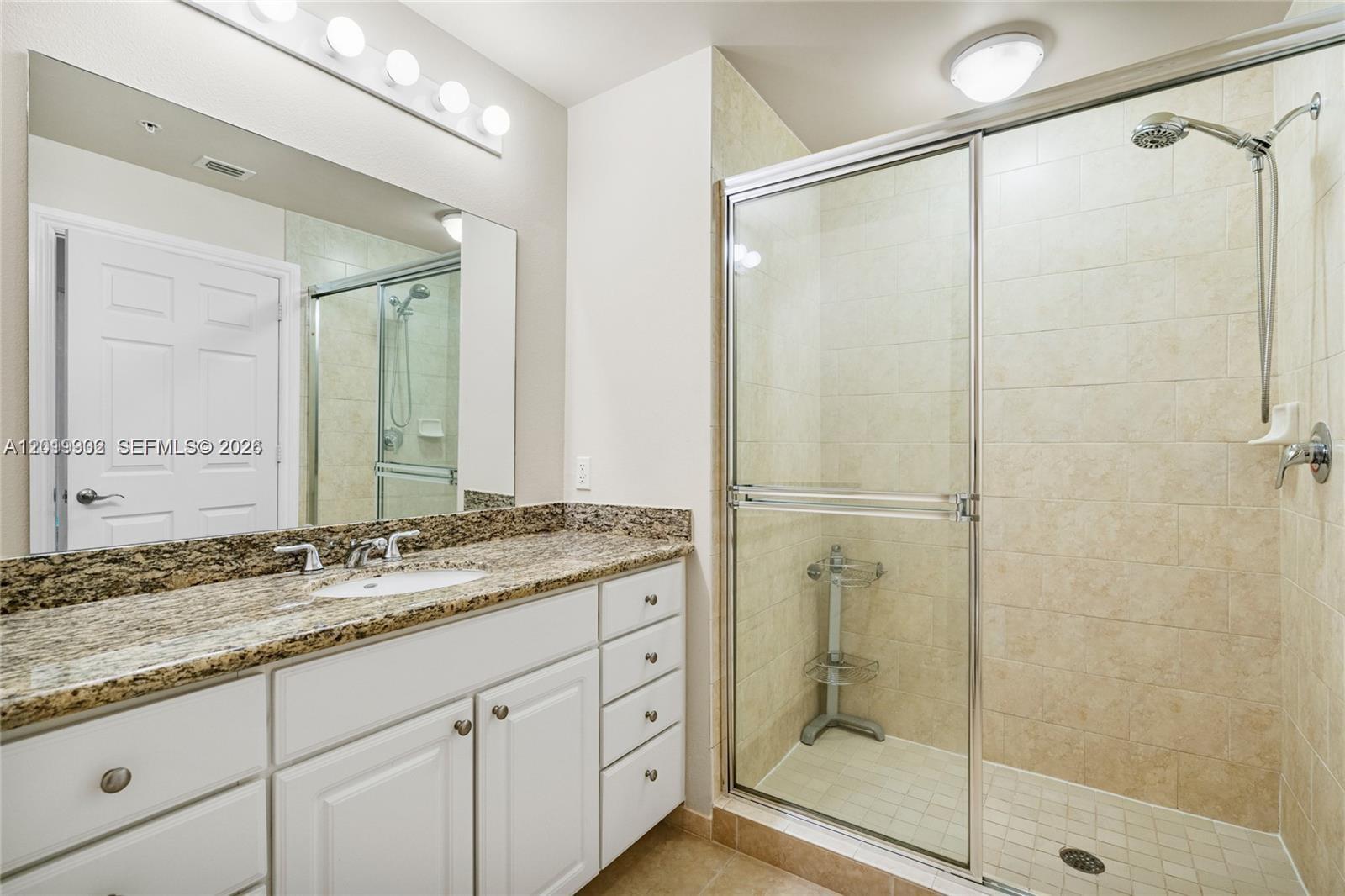3001 NE 185th St #219, Aventura FL 33180