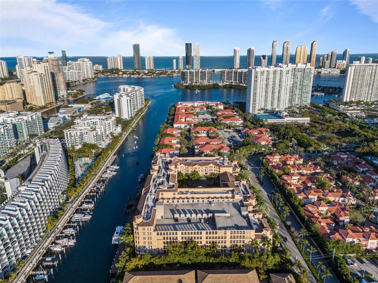 3001 NE 185th St #219, Aventura FL 33180