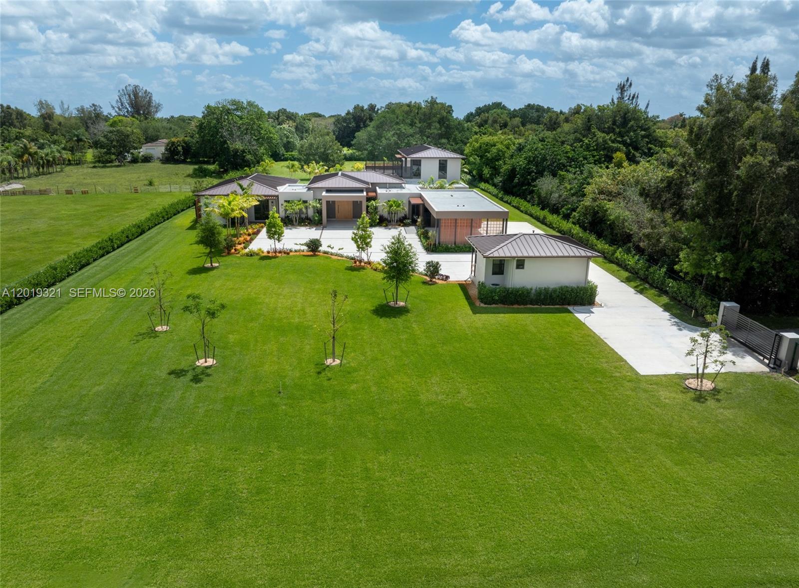 5500 SW 148th Ave, Southwest Ranches FL 33330