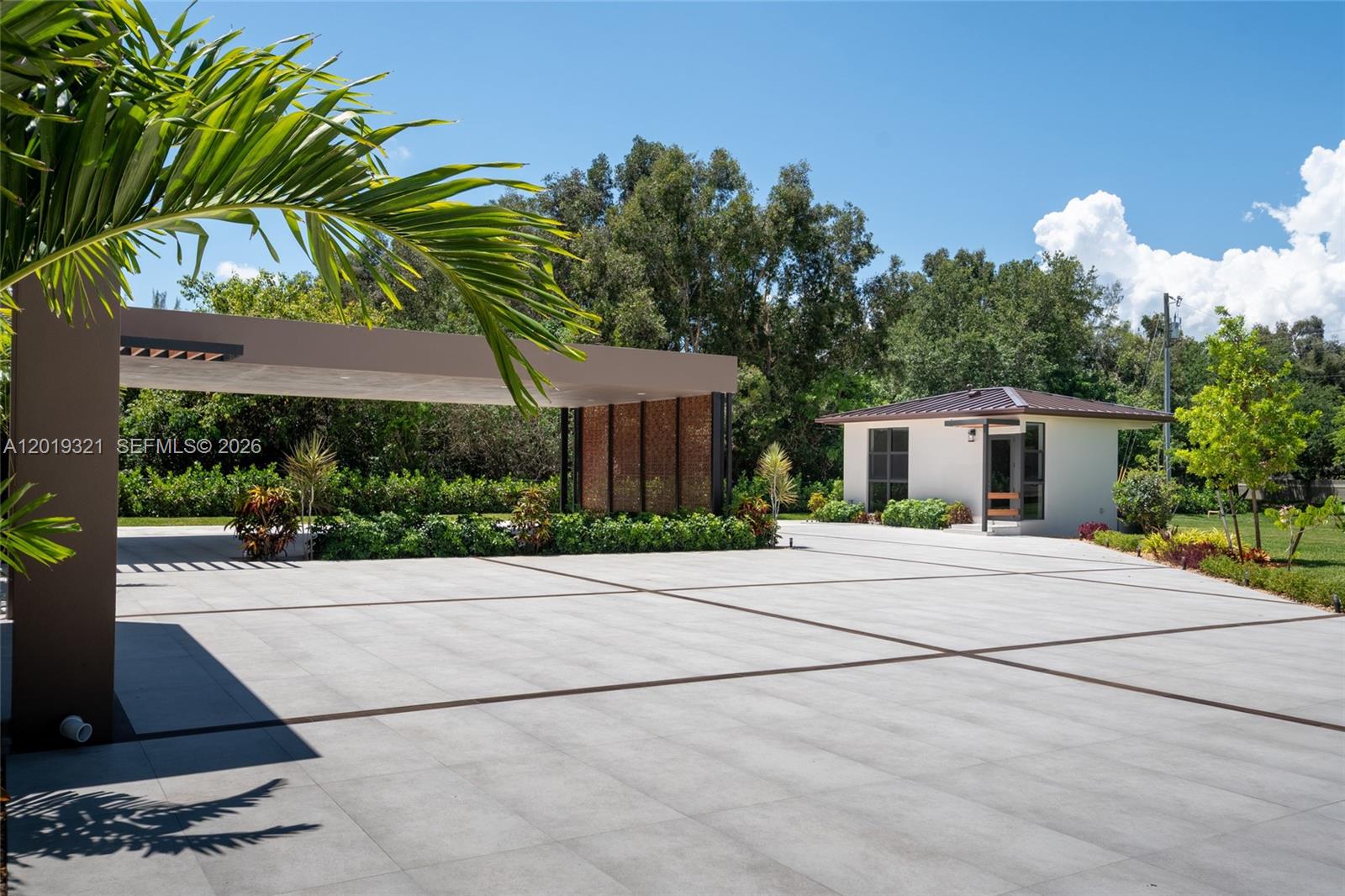 5500 SW 148th Ave, Southwest Ranches FL 33330
