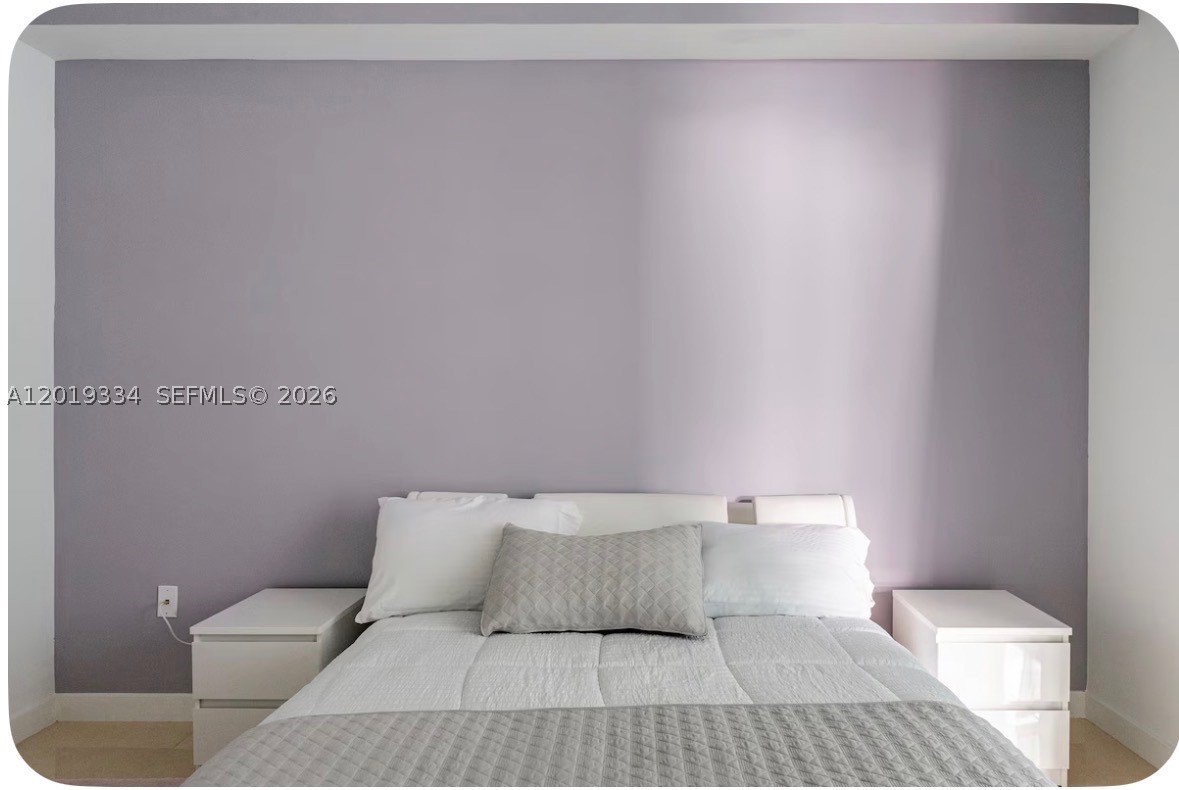 1111 SW 1 ave #2215, Miami FL 33130
