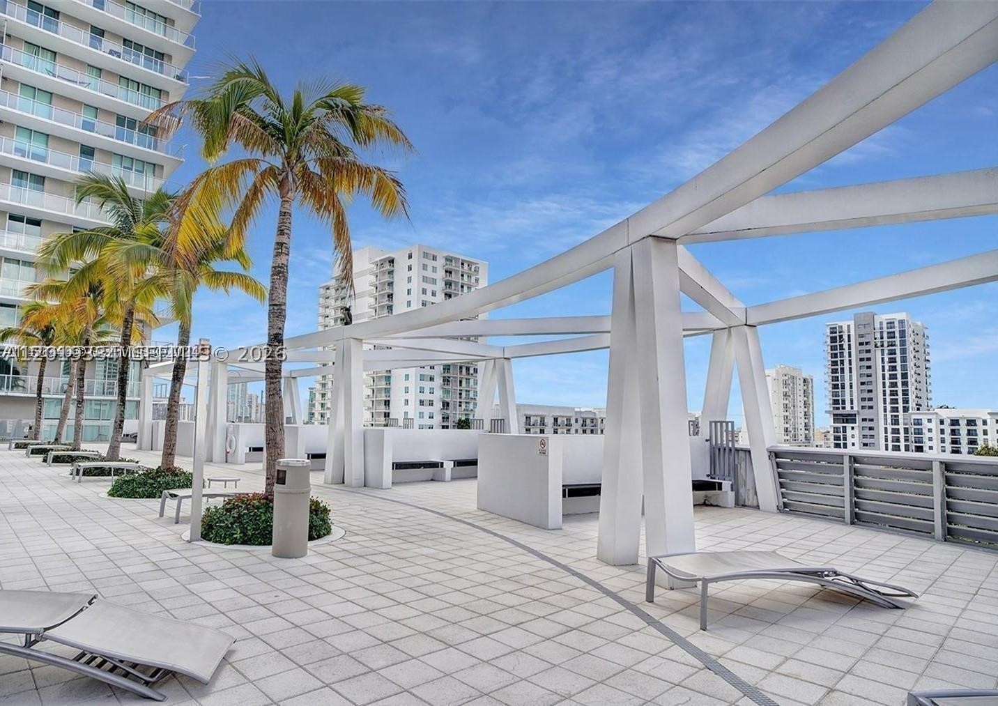 1111 SW 1 ave #2215, Miami FL 33130