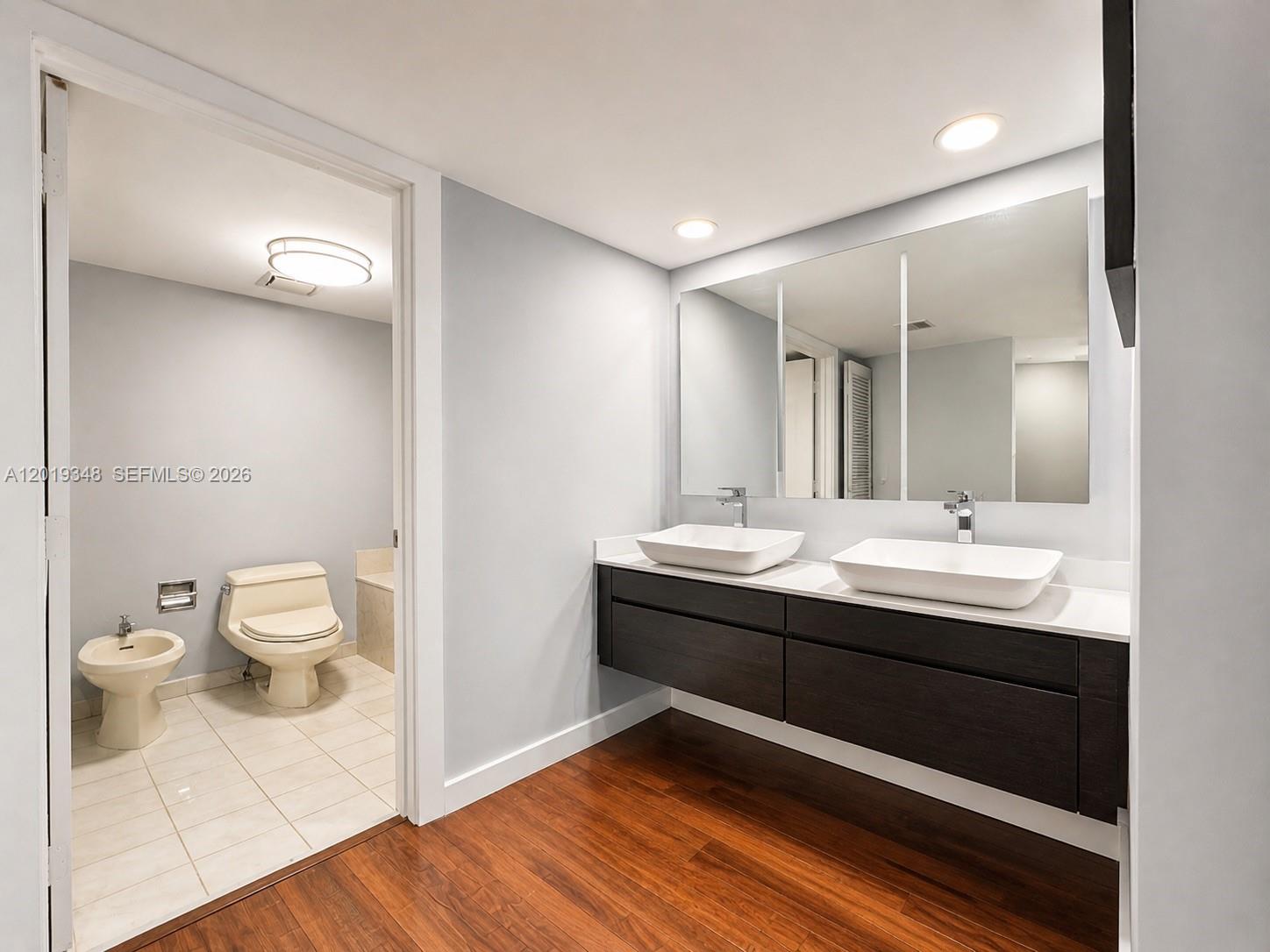 520 Brickell Key Dr #A1113, Miami FL 33131