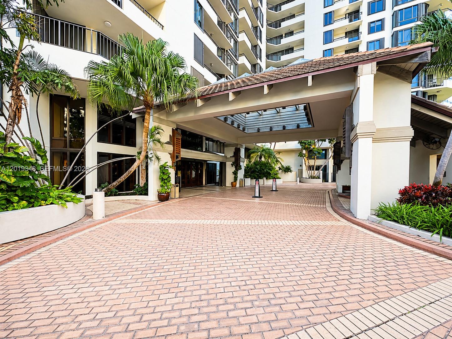 520 Brickell Key Dr #A1113, Miami FL 33131