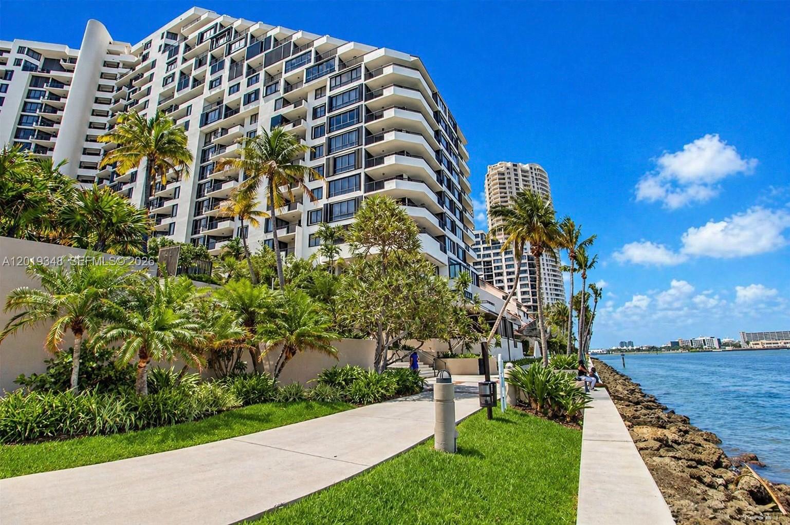 520 Brickell Key Dr #A1113, Miami FL 33131