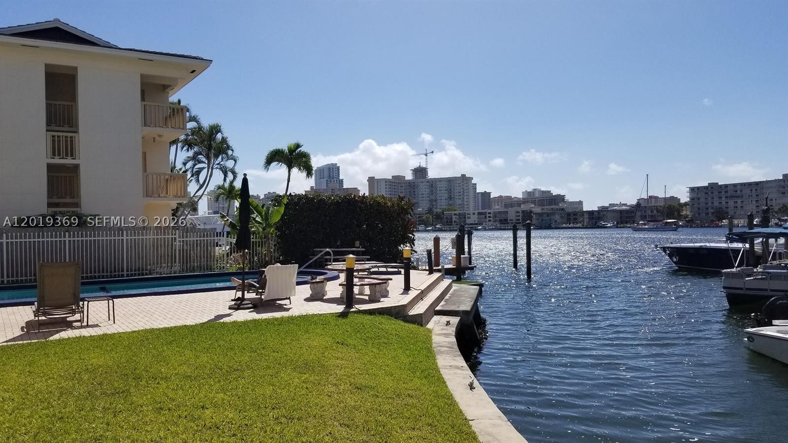 1900 Diana Dr #3E, Hallandale Beach FL 33009