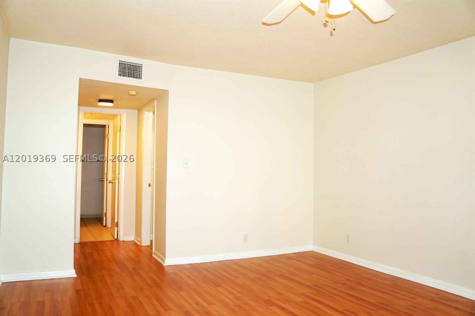 1900 Diana Dr #3E, Hallandale Beach FL 33009