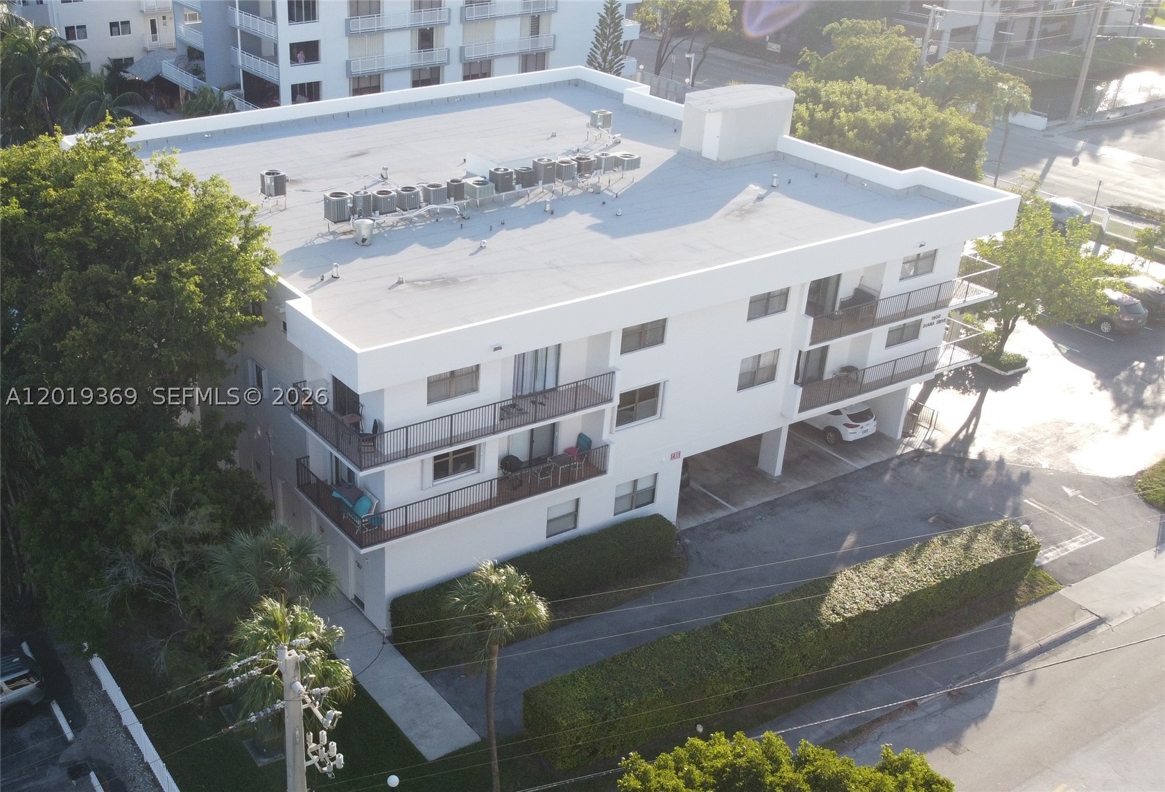1900 Diana Dr #3E, Hallandale Beach FL 33009