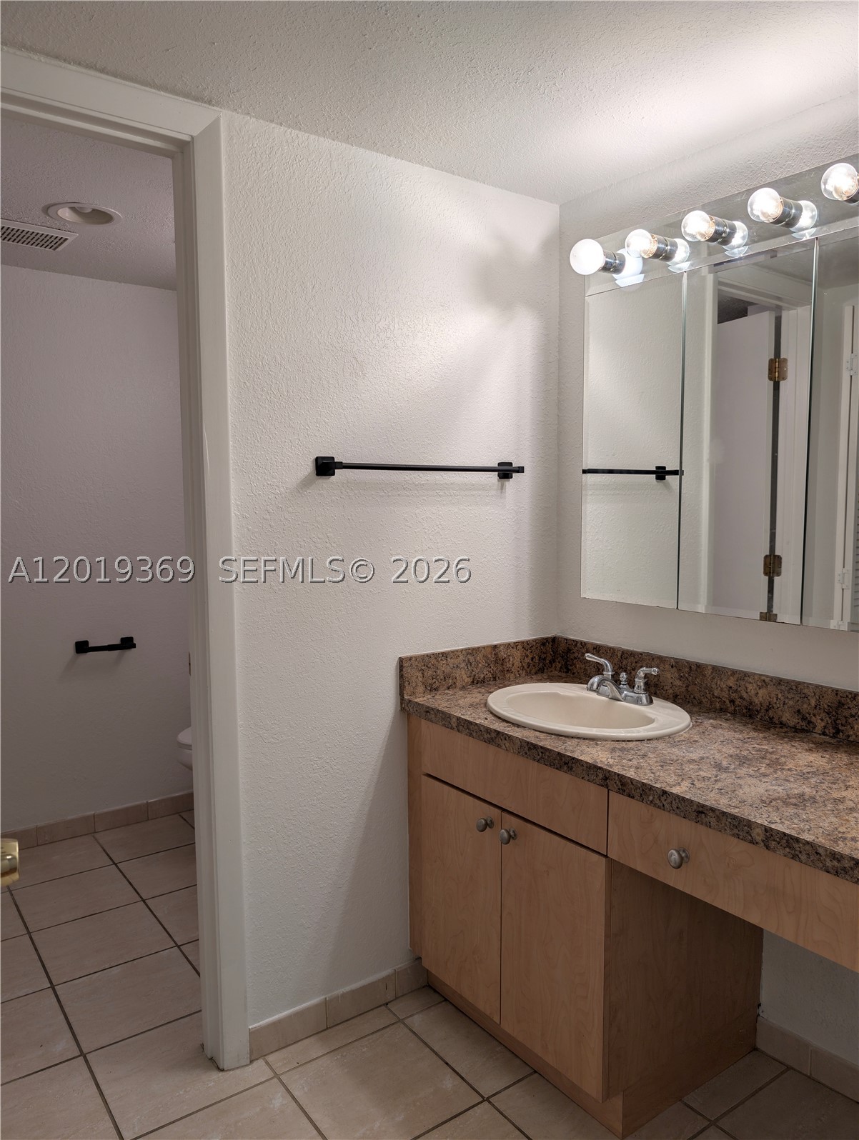 1900 Diana Dr #3E, Hallandale Beach FL 33009