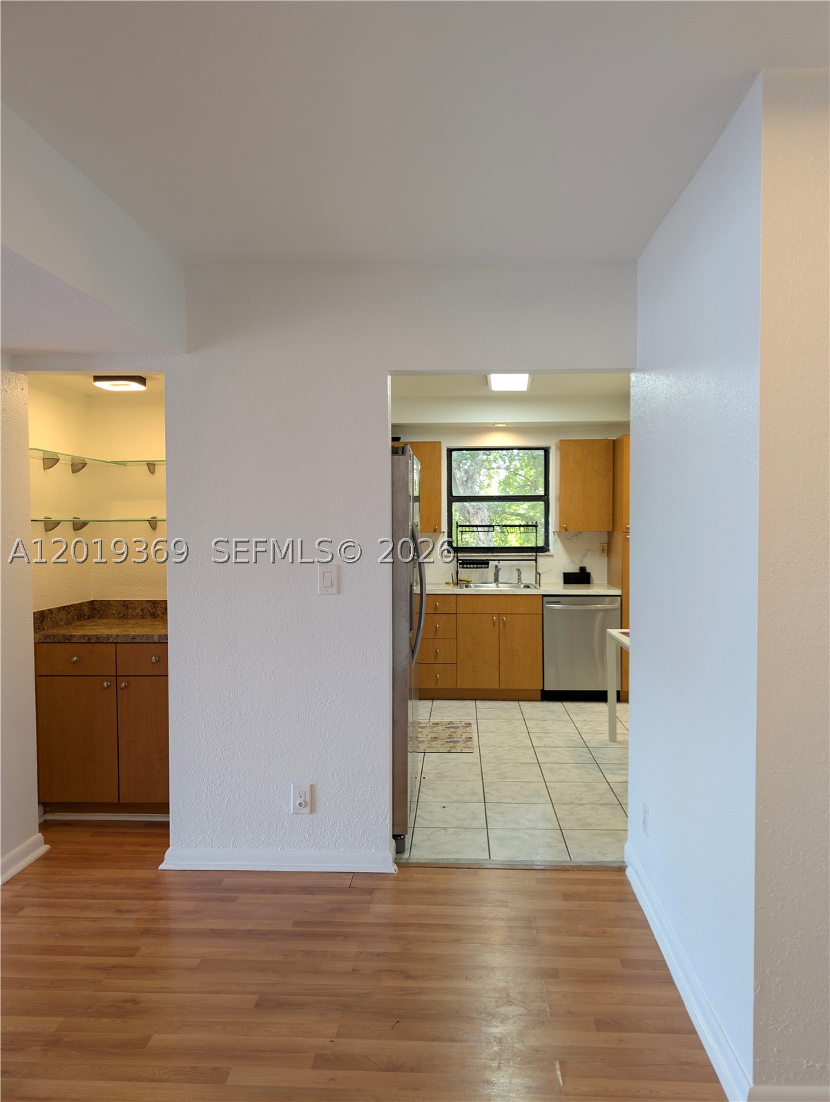 1900 Diana Dr #3E, Hallandale Beach FL 33009