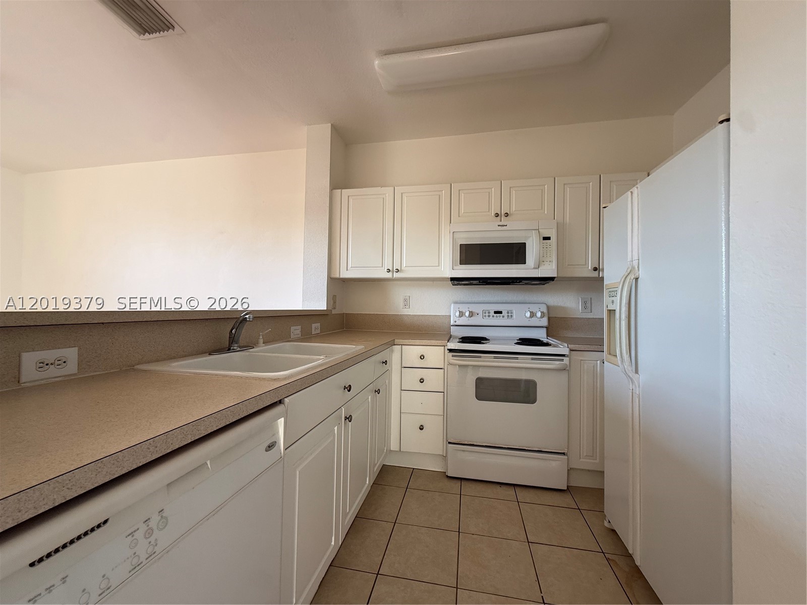 3355 NE 13 Cir Dr. #201-28, Homestead FL 33033
