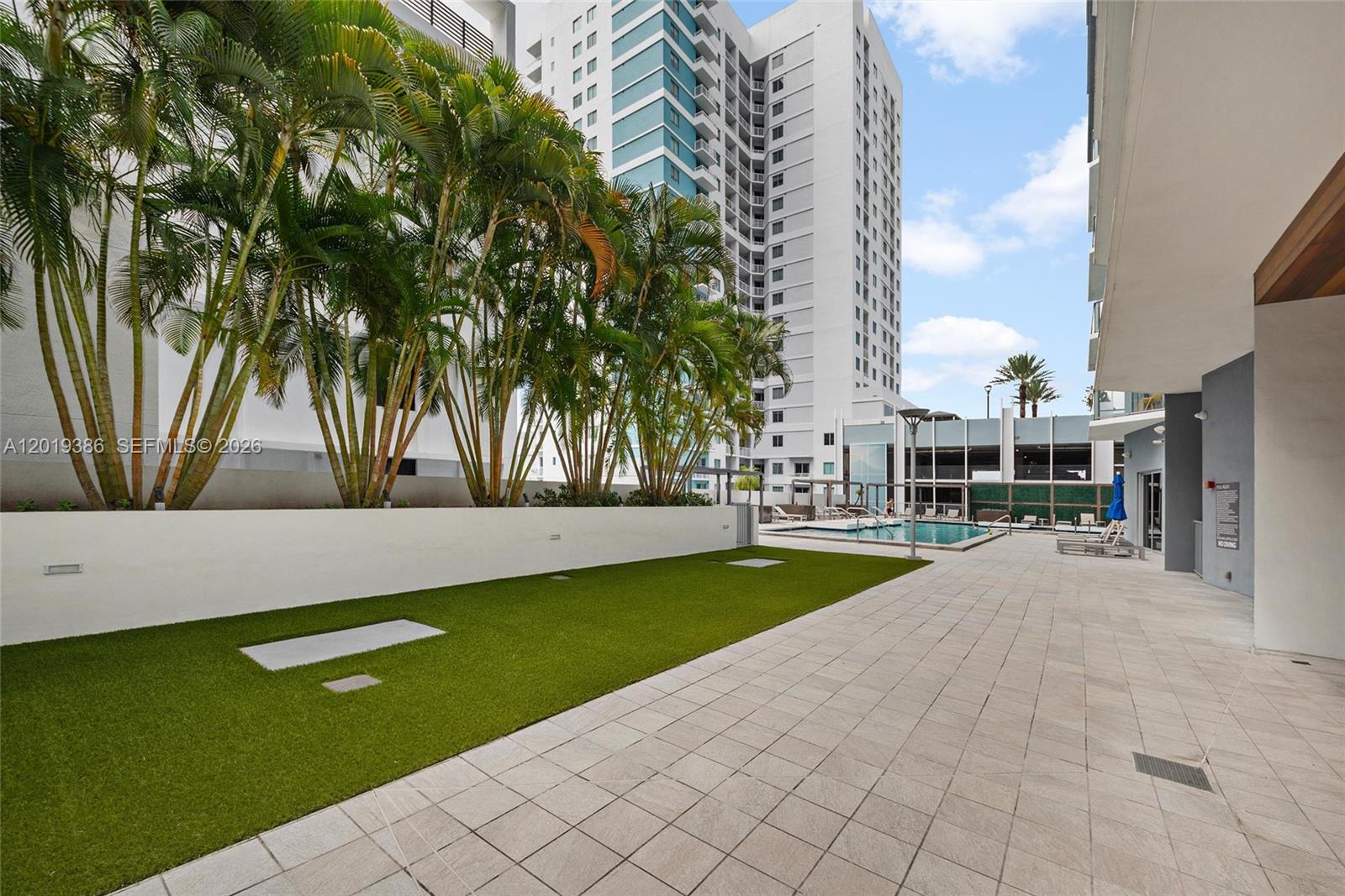 1010 SW 2nd Ave #1709, Miami FL 33130