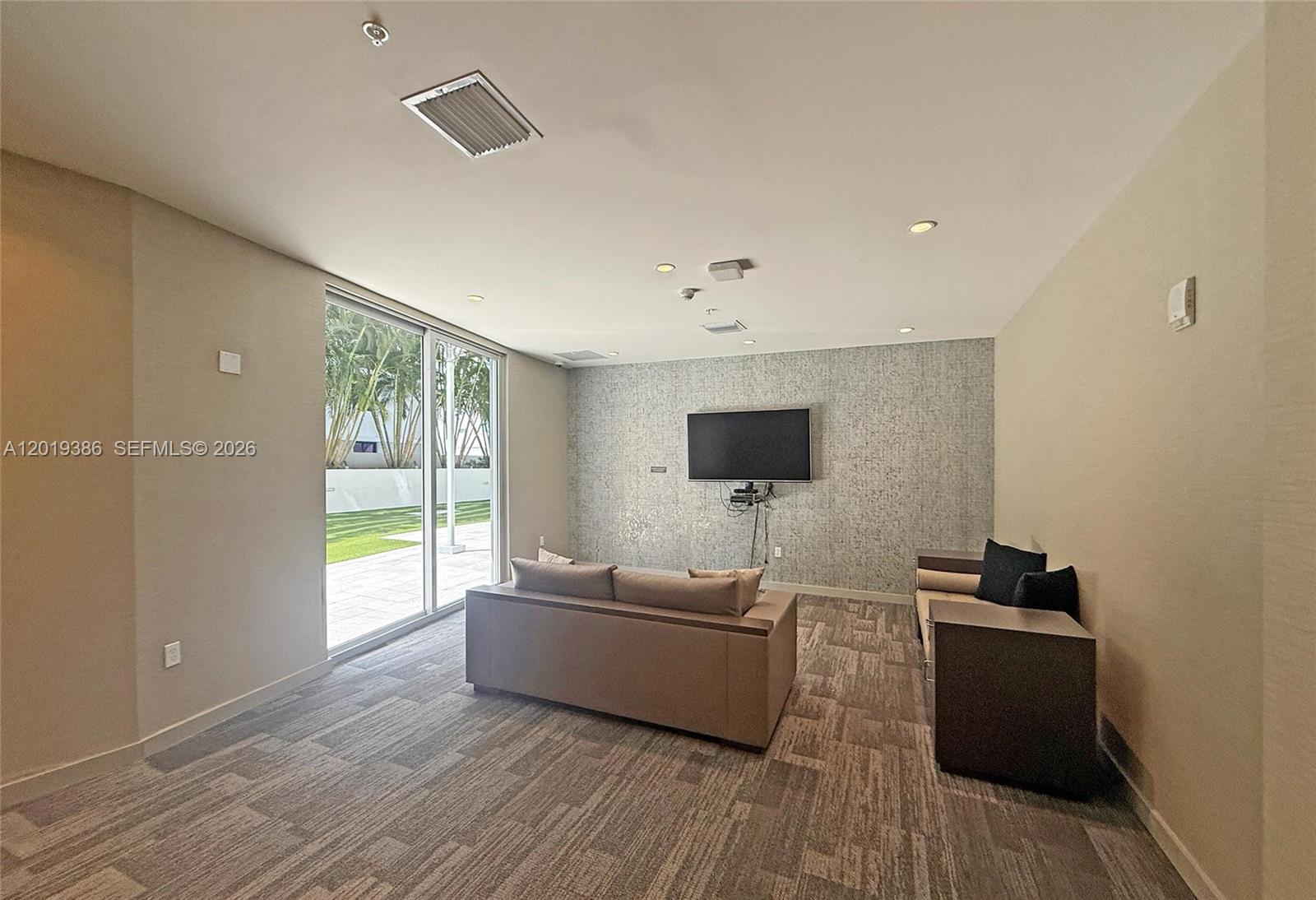 1010 SW 2nd Ave #1709, Miami FL 33130