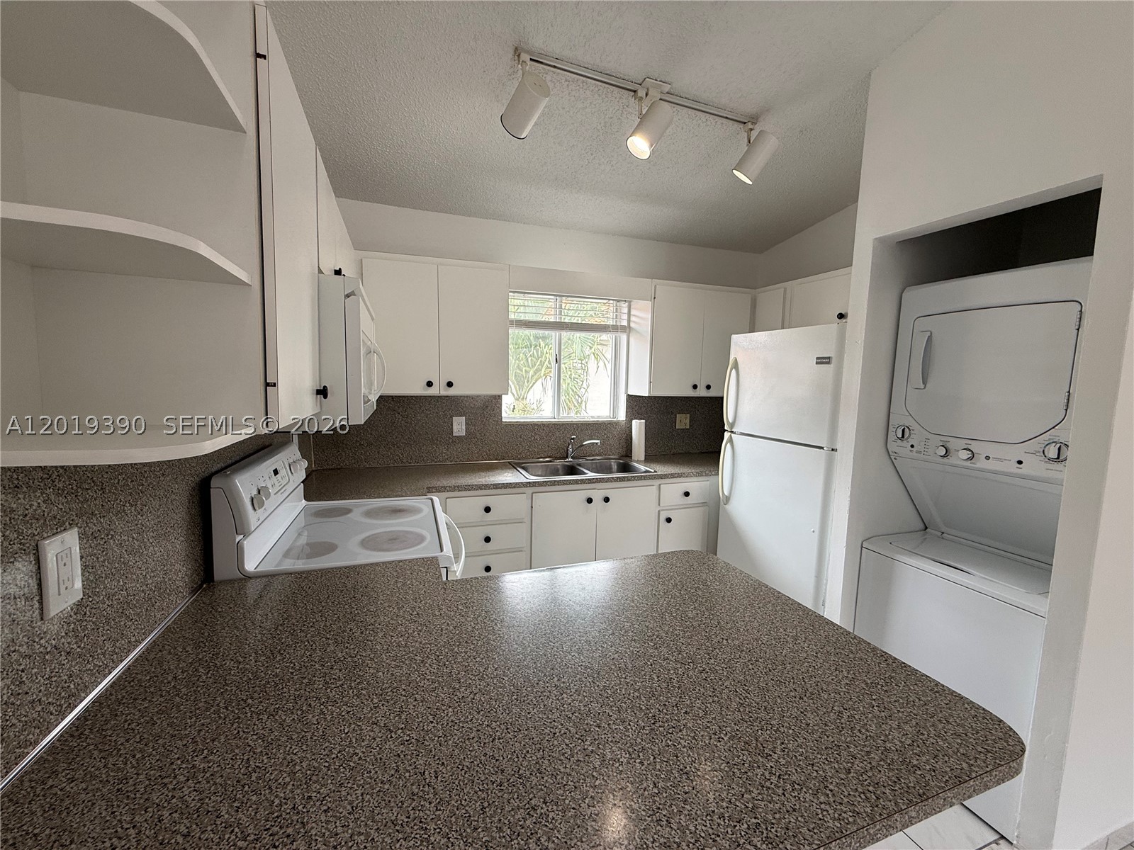 10101 W Okeechobee Rd #9202, Hialeah Gardens FL 33016