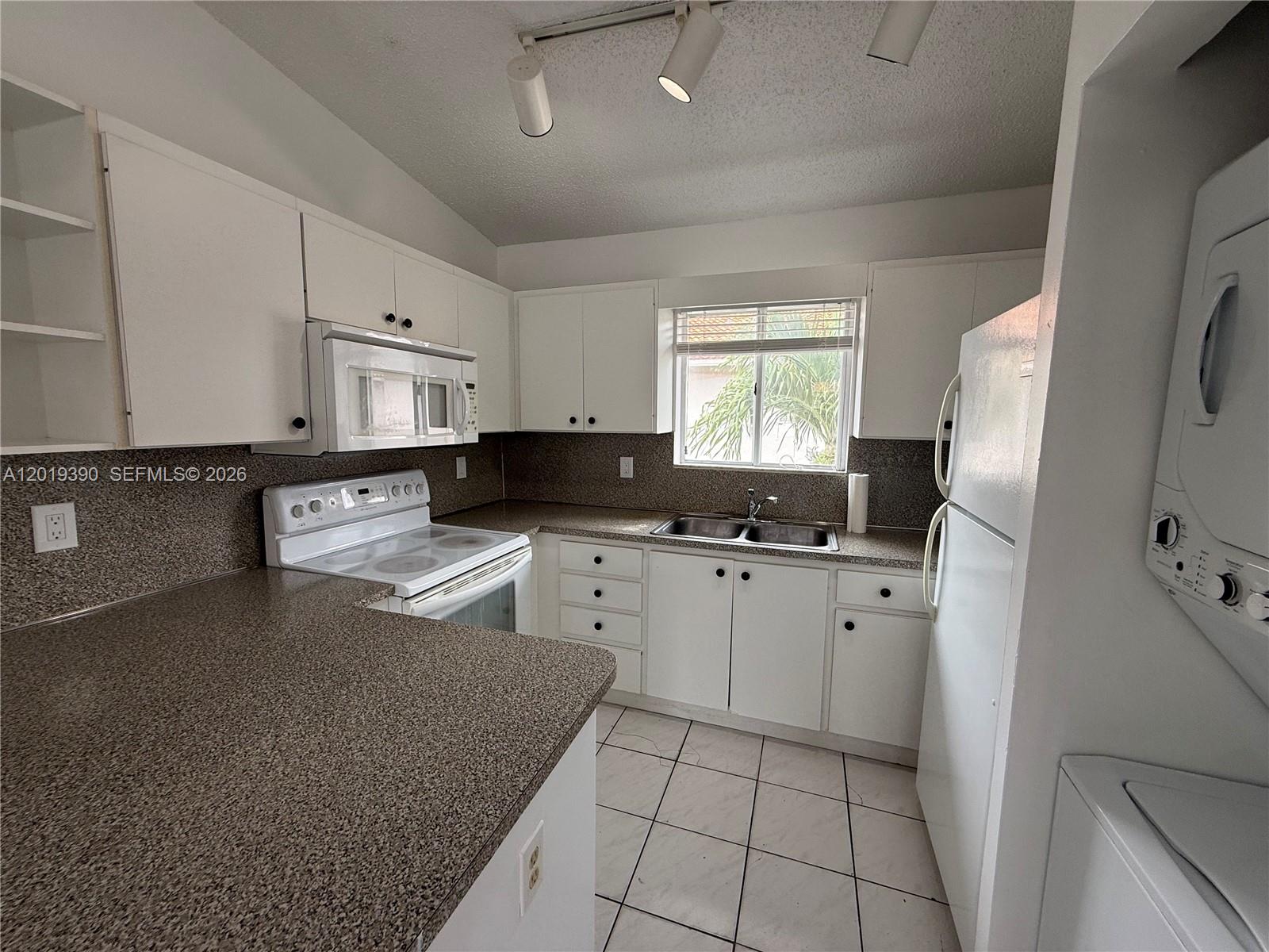 10101 W Okeechobee Rd #9202, Hialeah Gardens FL 33016