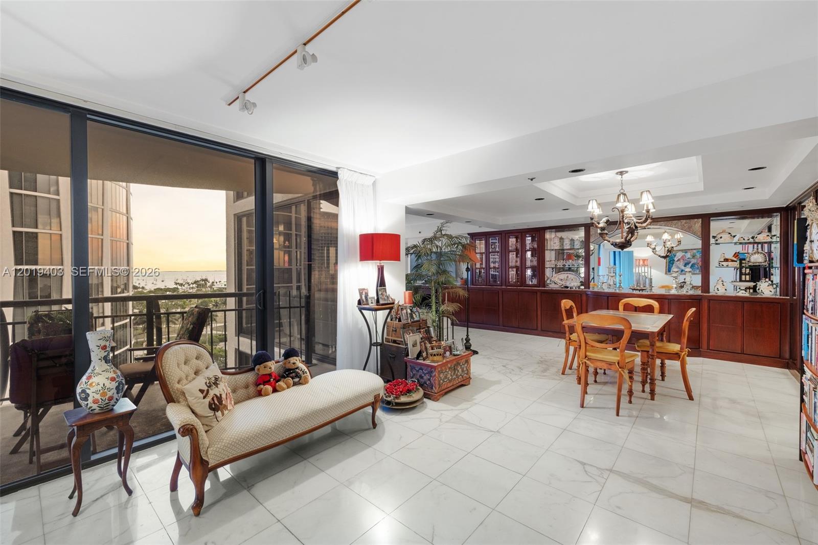 2843 S Bayshore Dr #11F, Miami FL 33133