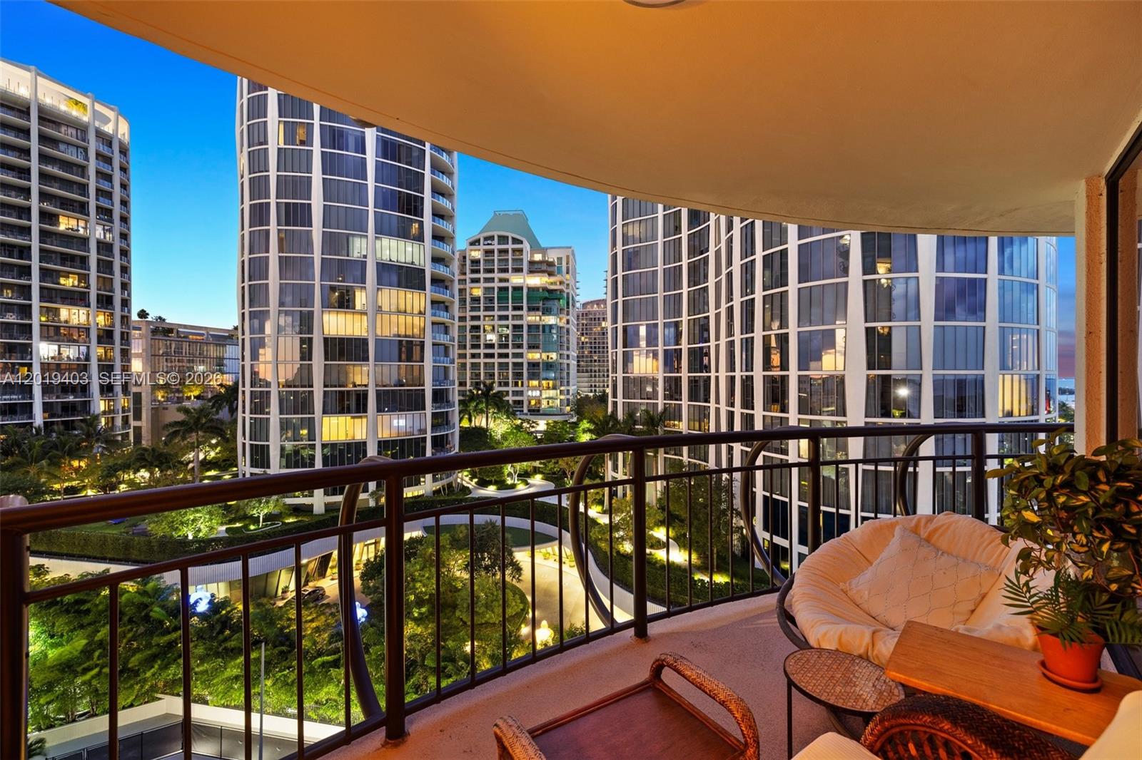 2843 S Bayshore Dr #11F, Miami FL 33133