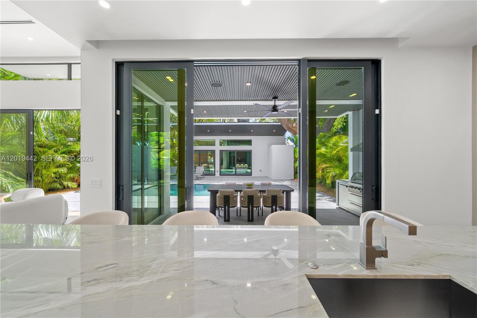 280 NW 47th St, Miami FL 33127