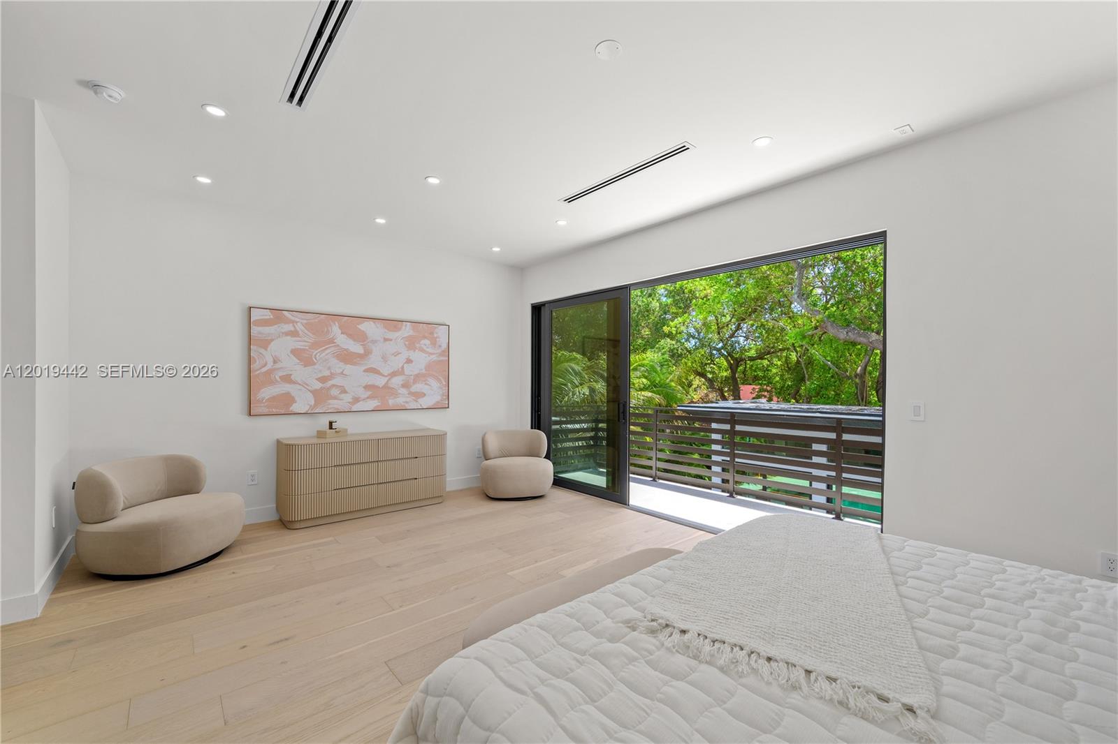 280 NW 47th St, Miami FL 33127