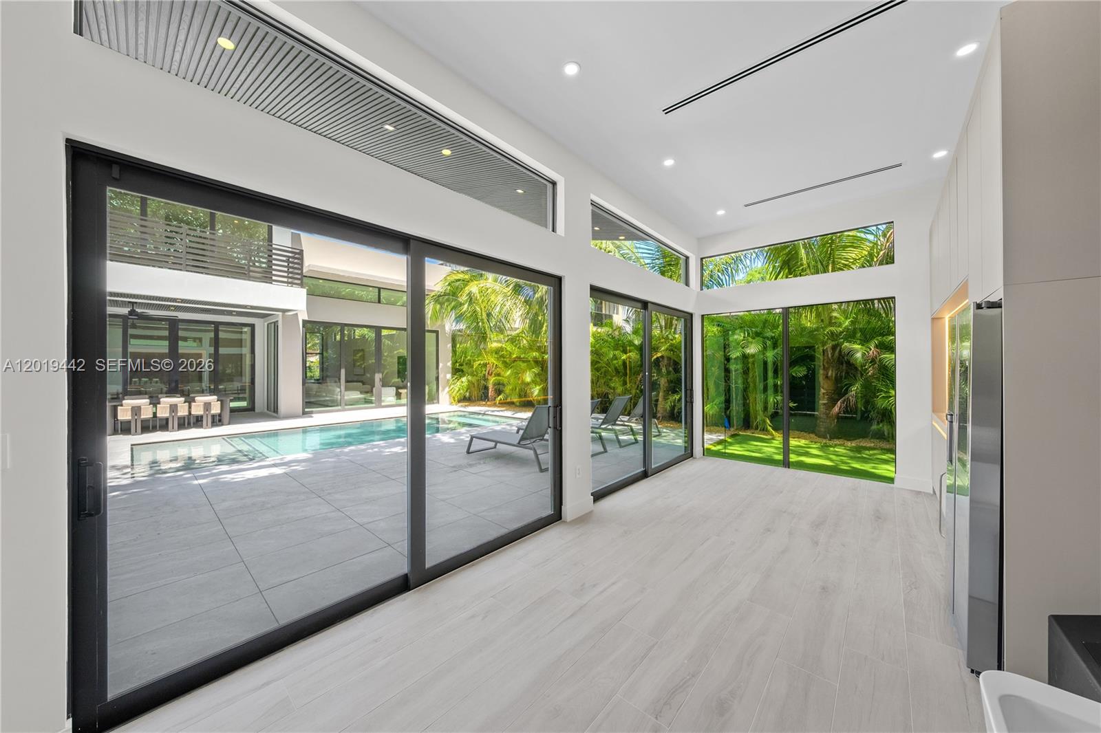 280 NW 47th St, Miami FL 33127