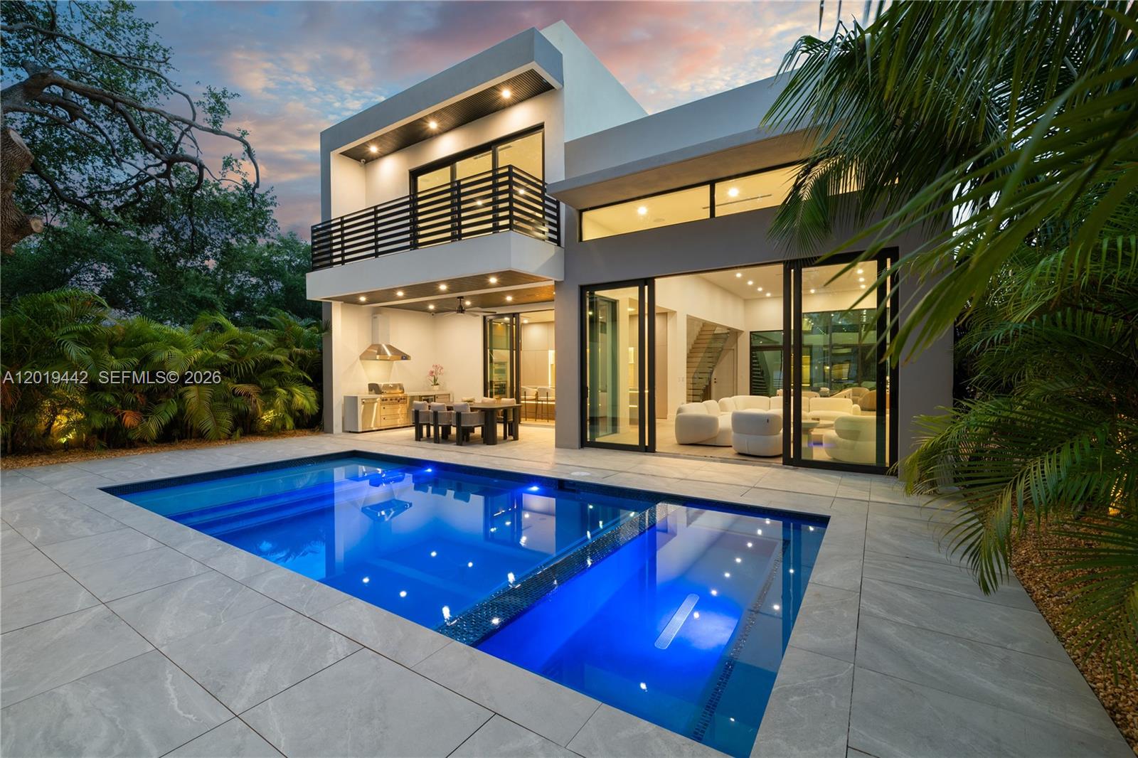 280 NW 47th St, Miami FL 33127