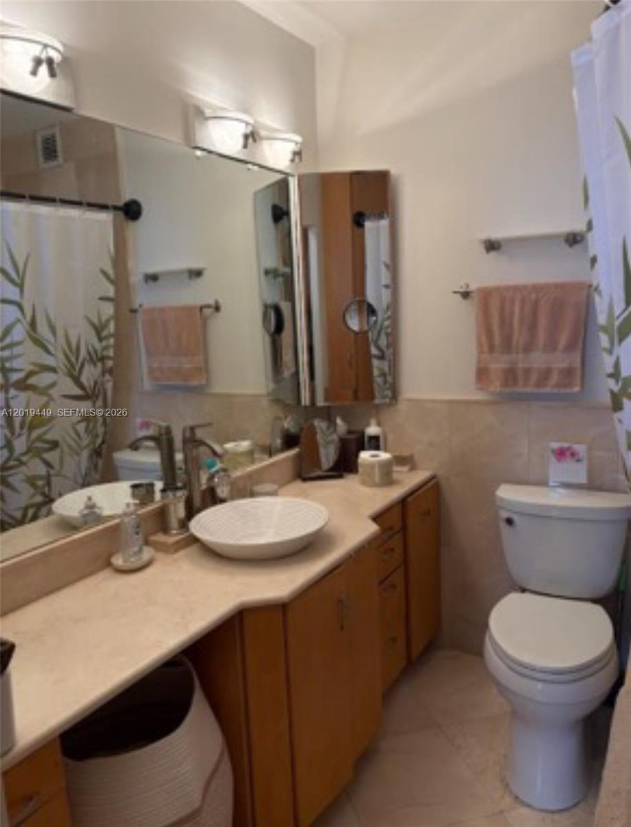 2451 Brickell Ave #6T, Miami FL 33129