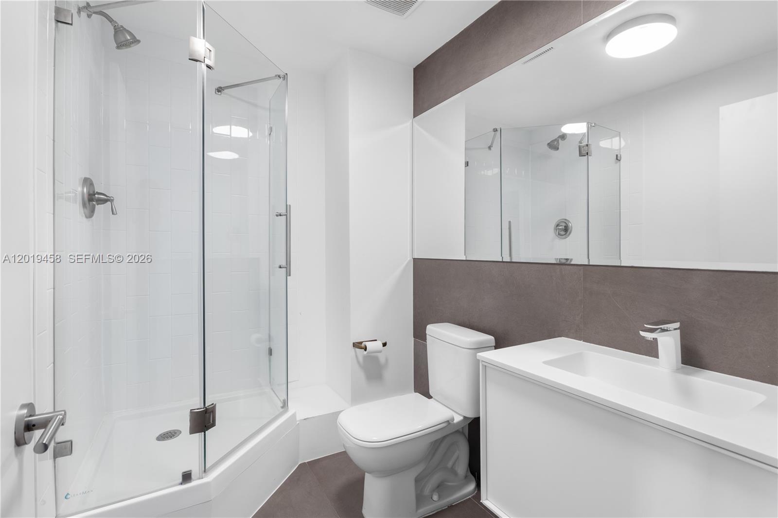 17111 Biscayne Blvd #1406, North Miami Beach FL 33160