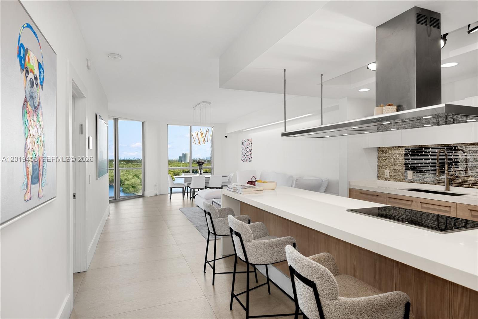 17111 Biscayne Blvd #1406, North Miami Beach FL 33160