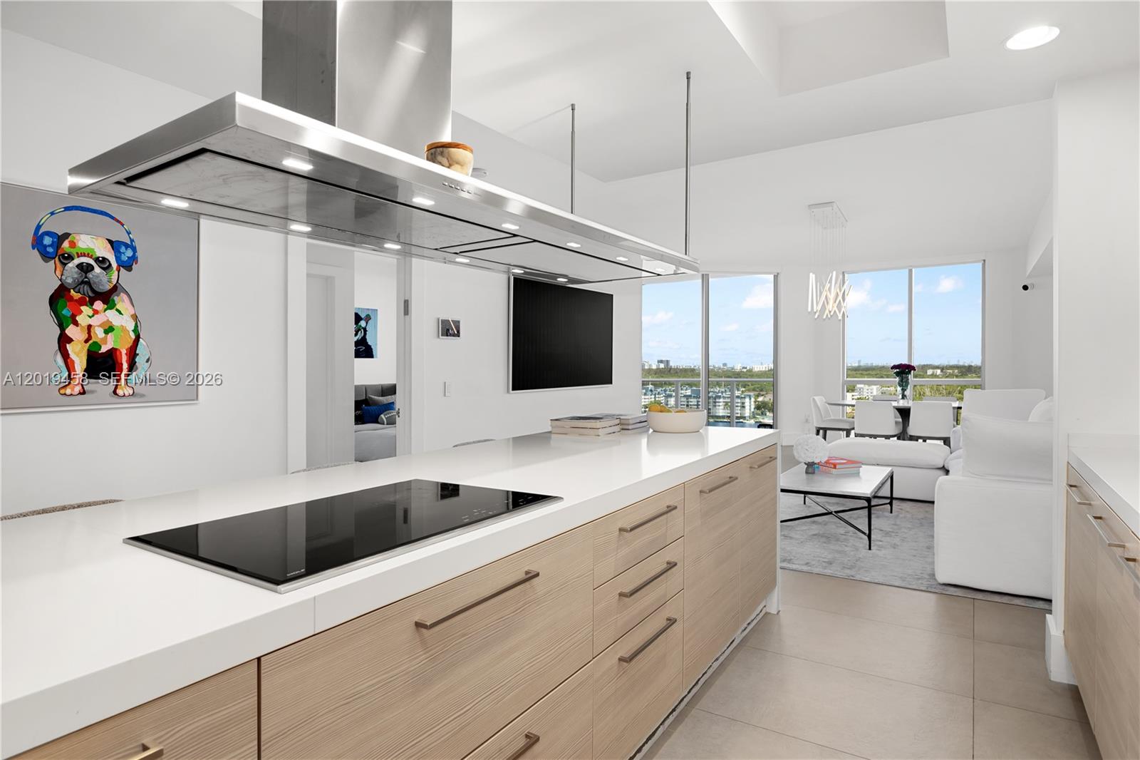 17111 Biscayne Blvd #1406, North Miami Beach FL 33160