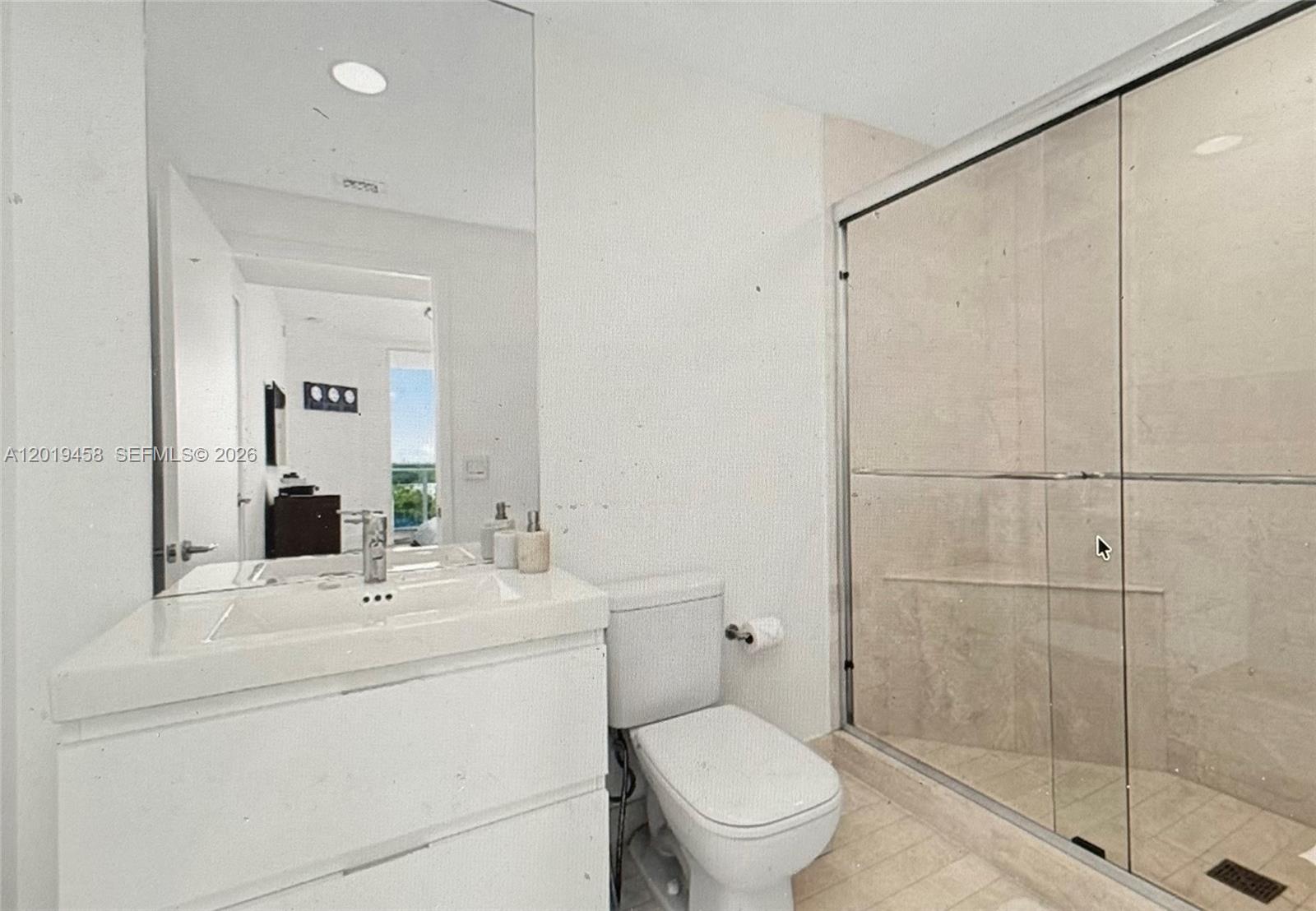 17111 Biscayne Blvd #1406, North Miami Beach FL 33160