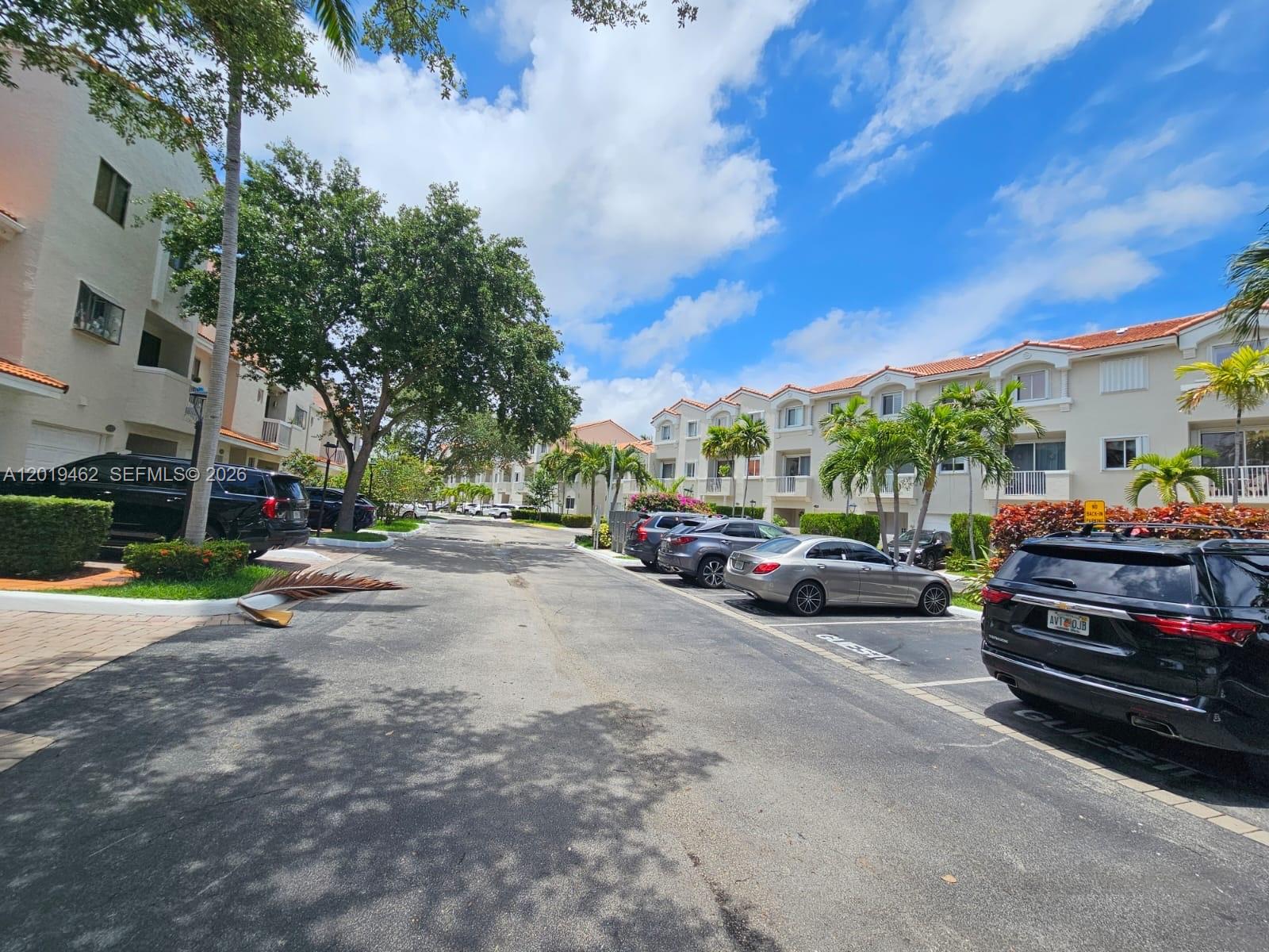 21394 Marina Cove Cir #12-H, Aventura FL 33180