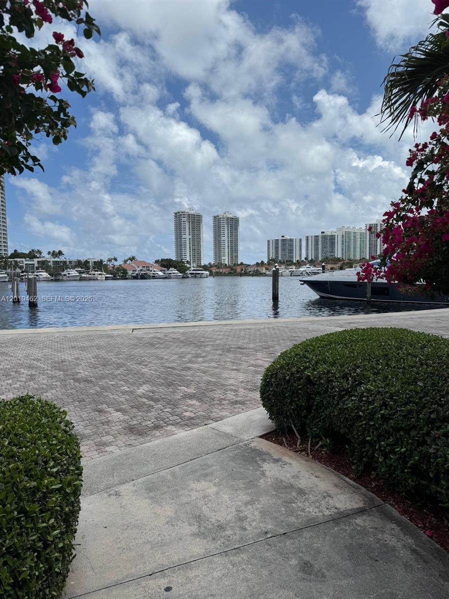 21394 Marina Cove Cir #12-H, Aventura FL 33180