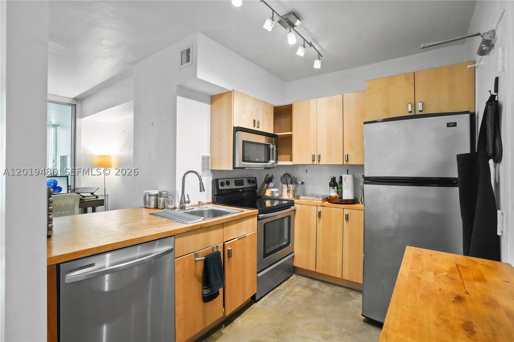 1200 West Ave #819, Miami Beach FL 33139